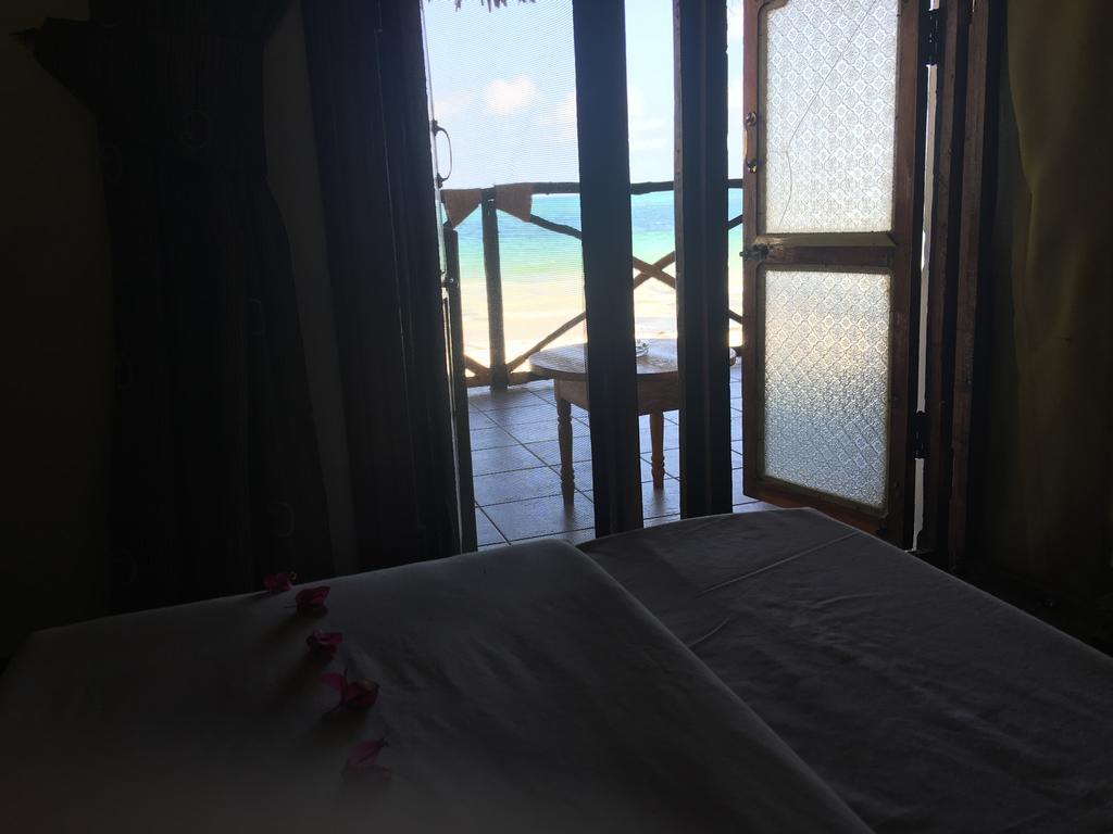 Mermaids Cove Beach Resort & Spa Uroa Exterior foto